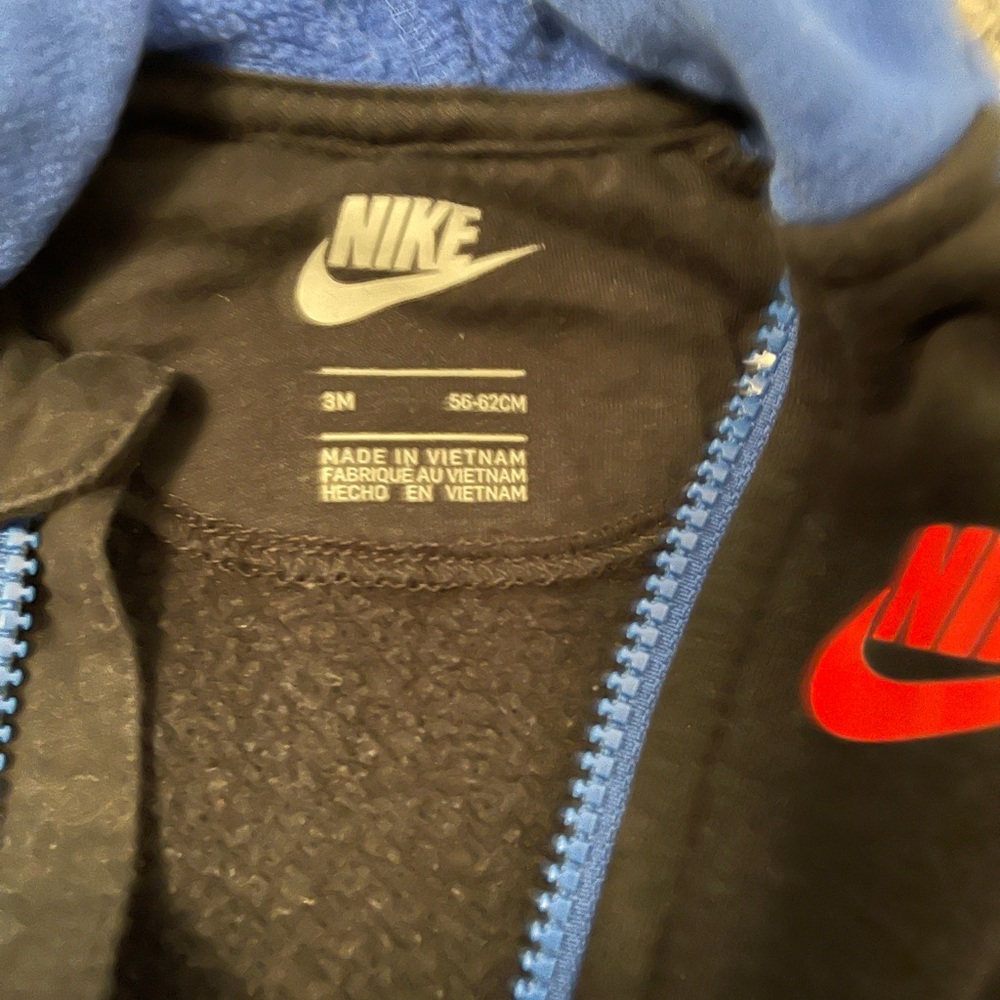 Nike bundle - Picture 3 of 10